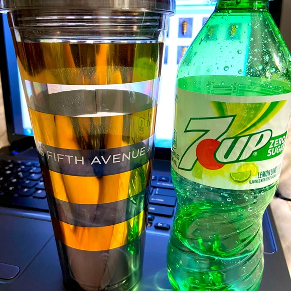 Saks 5TH Avenue Metallic Black and Gold Striped Tumbler with 2 Straws. - Picture 5 of 5